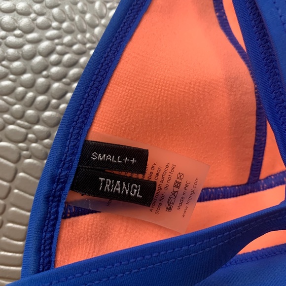 Triangl Bright Blue bikini top - Picture 3 of 3